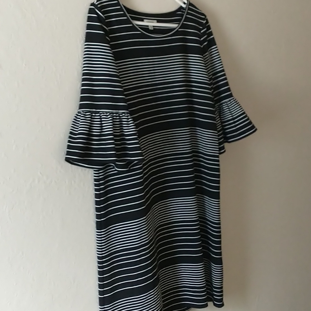 Black and White Dress, Size Large.